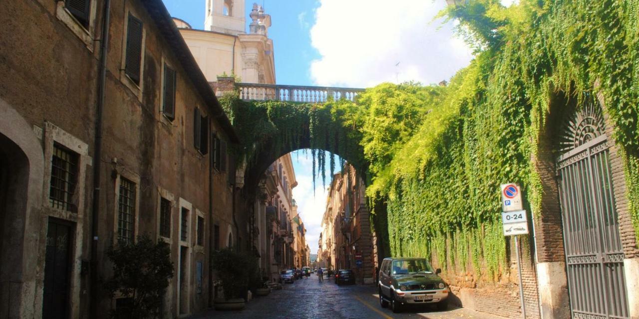 Caratteristico Appartamento A Piazza Navona ローマ エクステリア 写真